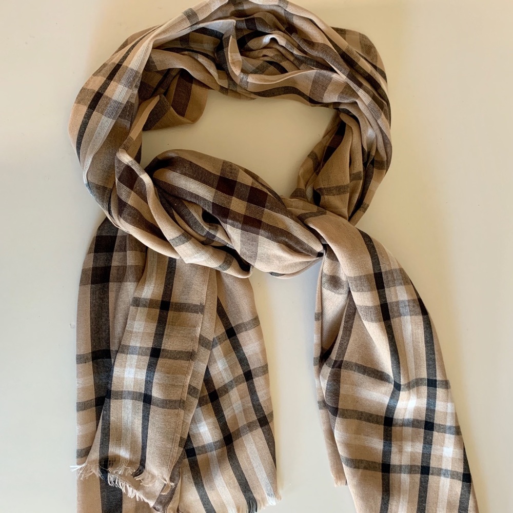 Charming Charlie Light Brown Plaid Wall Scarf *NWT